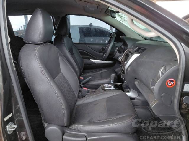 2023 NISSAN FRONTIER CD 
