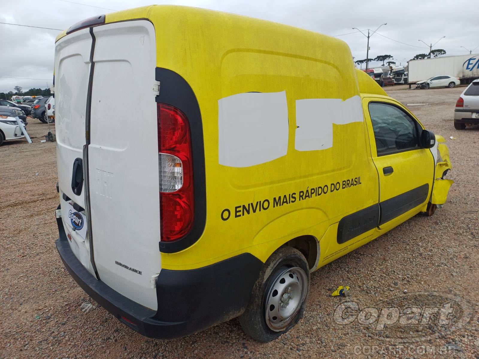 2025 FIAT FIORINO FURGAO — foto 4 de 10