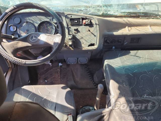 2011 MERCEDES BENZ L-1620 