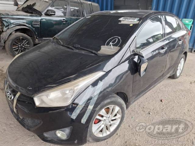 2015 HYUNDAI HB20S 
