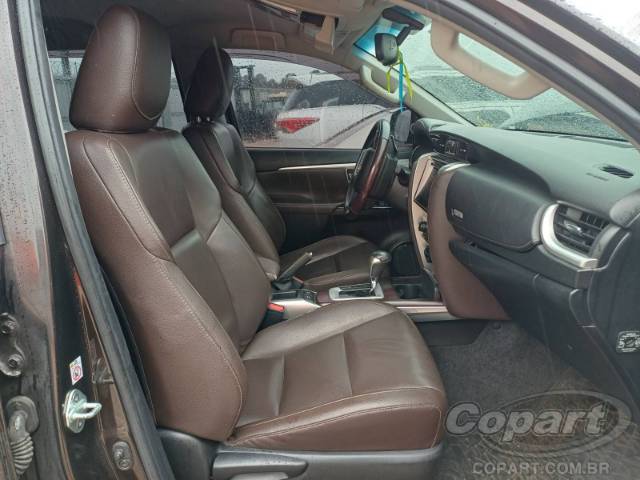 2017 TOYOTA HILUX SW4 