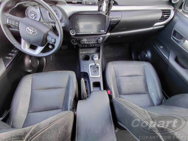 2024 TOYOTA HILUX CD 