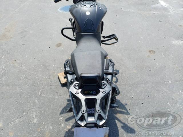 2024 BAJAJ DOMINAR 