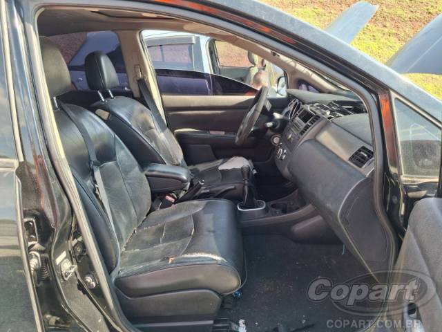 2010 NISSAN TIIDA 