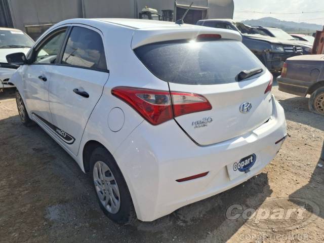 2014 HYUNDAI HB20 