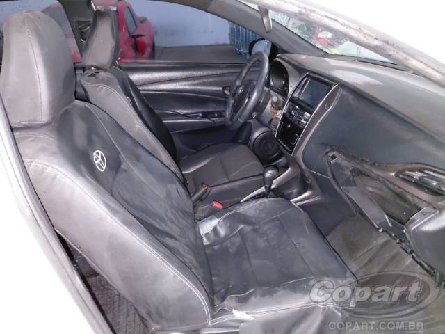 2024 TOYOTA YARIS 