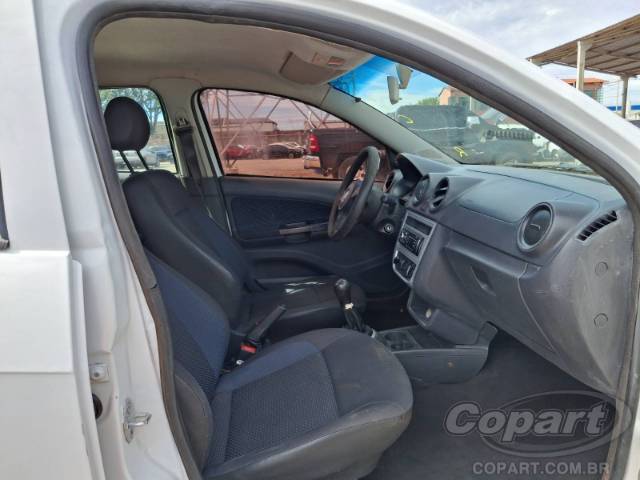 2016 VOLKSWAGEN GOL 