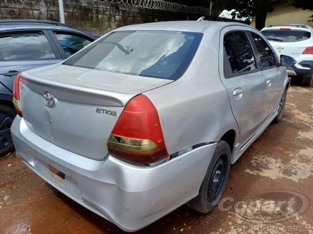 2018 TOYOTA ETIOS SEDA 