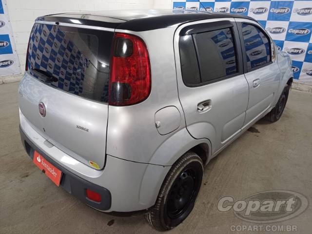 2015 FIAT UNO 