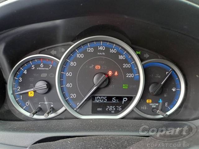 2025 TOYOTA YARIS SEDA 