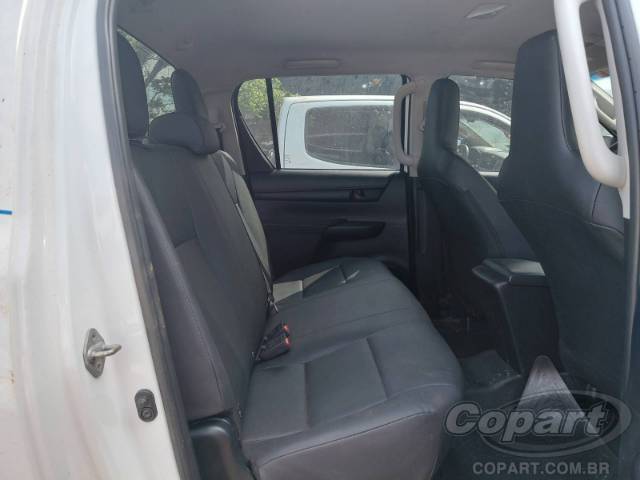 2025 TOYOTA HILUX CD 