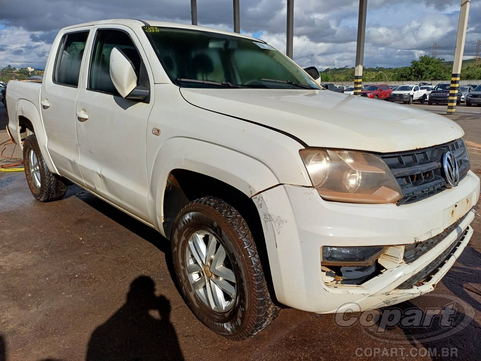 Veículo VOLKSWAGEN Amarok Volkswagen Amarok SE 4Motion 2.0 TDI Biturbo 2017 Médio Enchente 2017 em leilão
