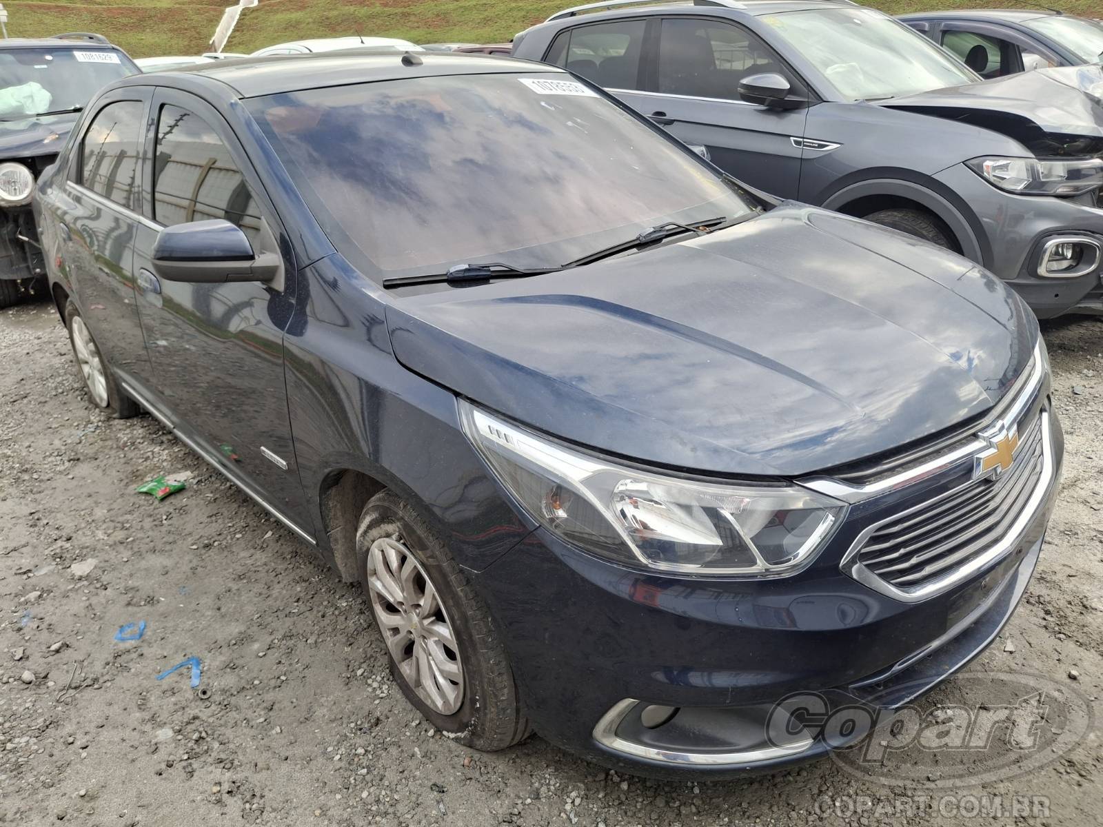 Veículo GM - Chevrolet Cobalt Subaru Legacy 3.6 R-S 2015 Conservado 2019 em leilão