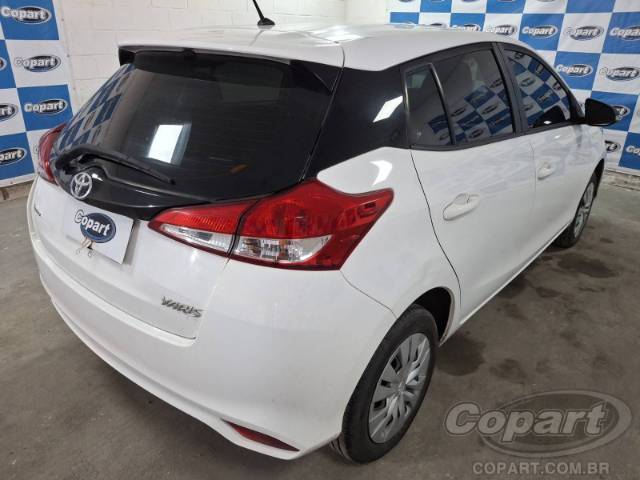 2022 TOYOTA YARIS 