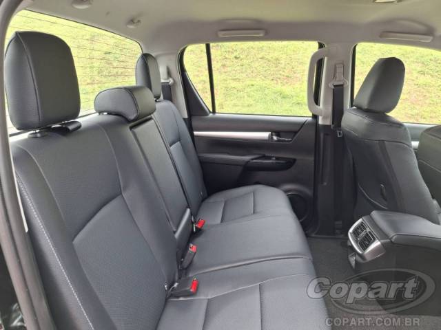 2025 TOYOTA HILUX CD 