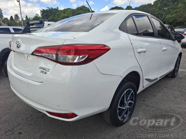 2024 TOYOTA YARIS SEDA 