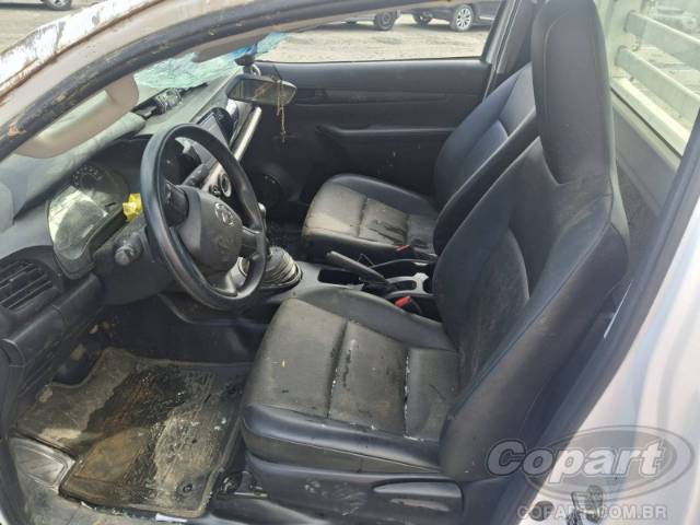 2024 TOYOTA HILUX CS 