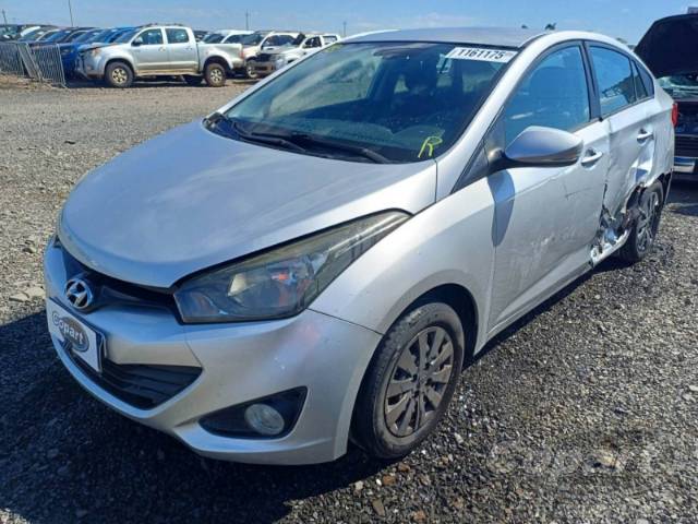 2014 HYUNDAI HB20S 