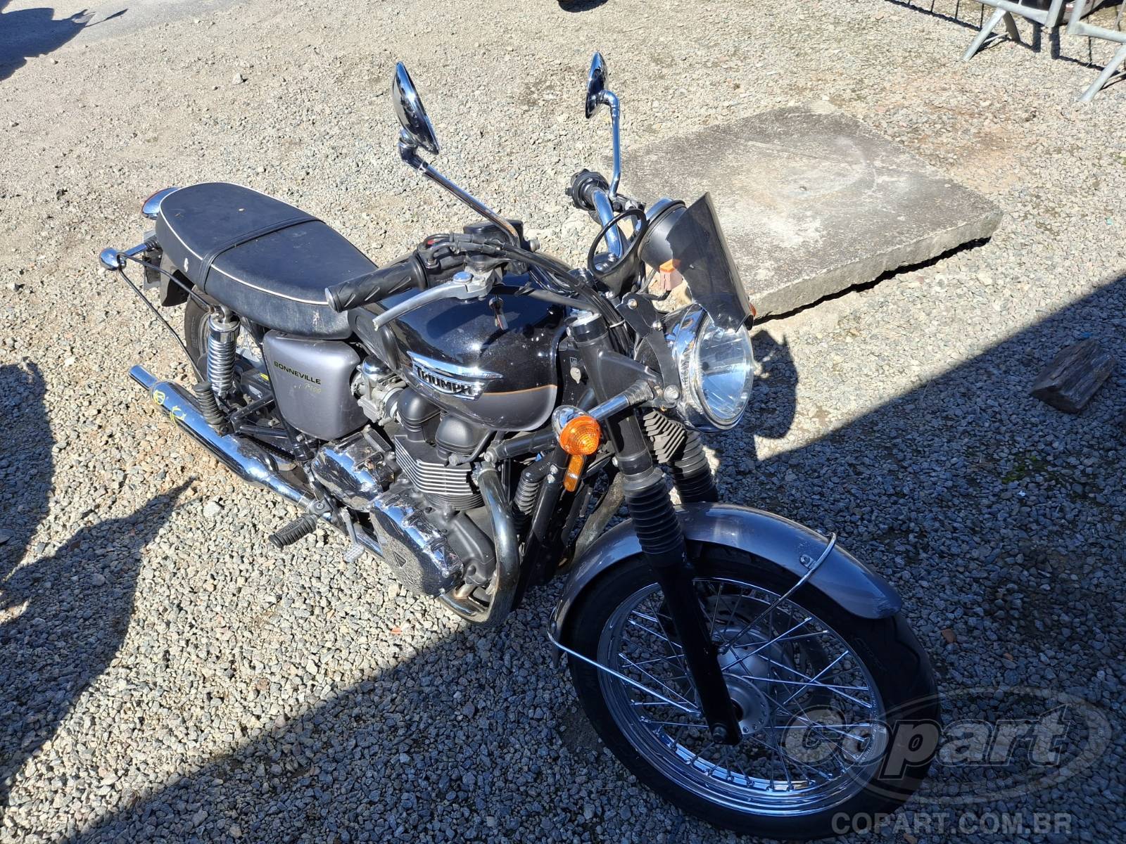 TRIUMPH BONNEVILLE 2013
