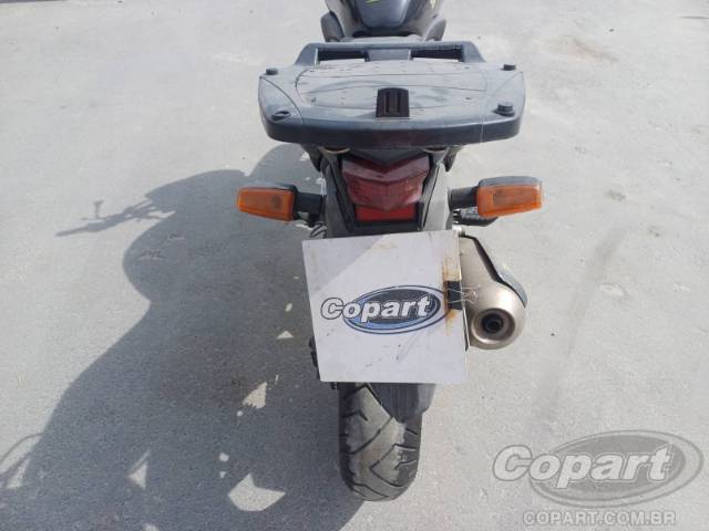 2011 HONDA CB 300 