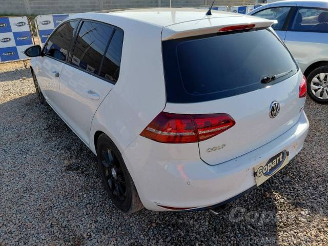 2014 VOLKSWAGEN GOLF 