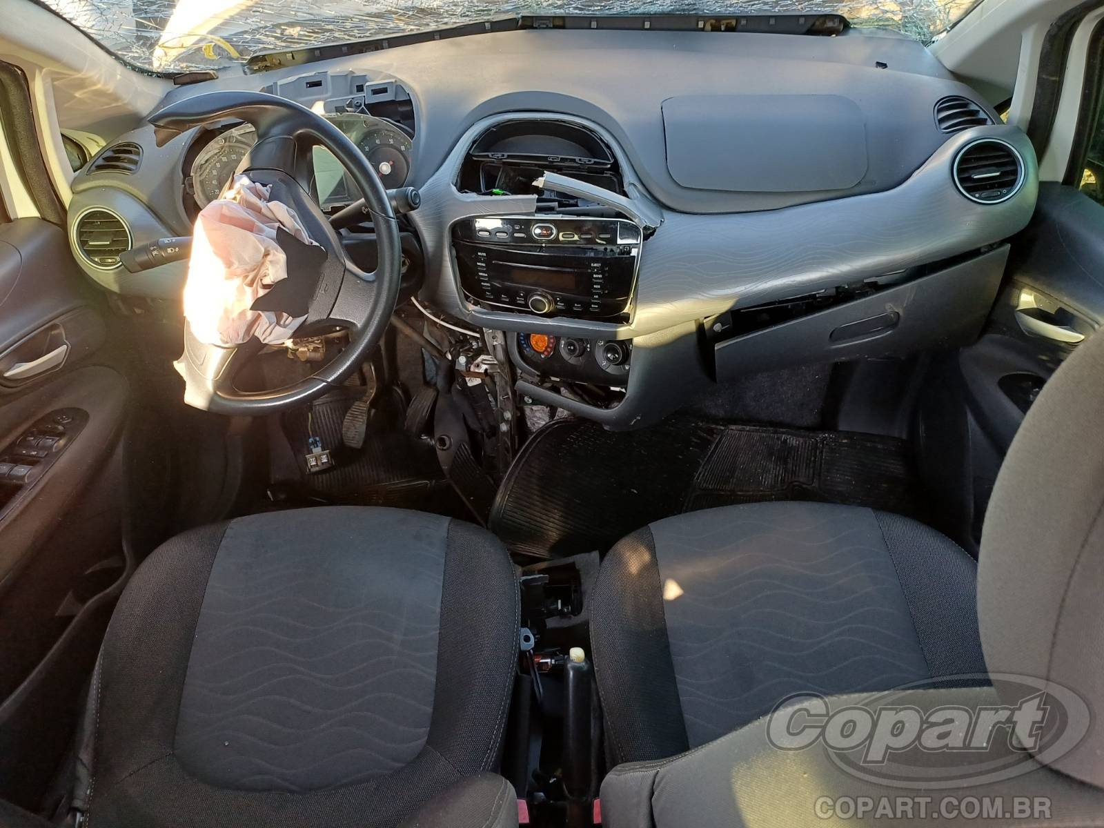Foto 9 de 10: 2013 FIAT PUNTO