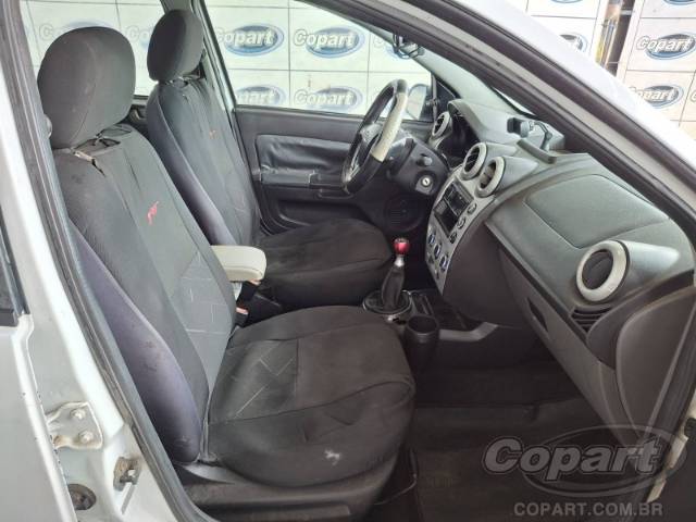 2013 FORD FIESTA 