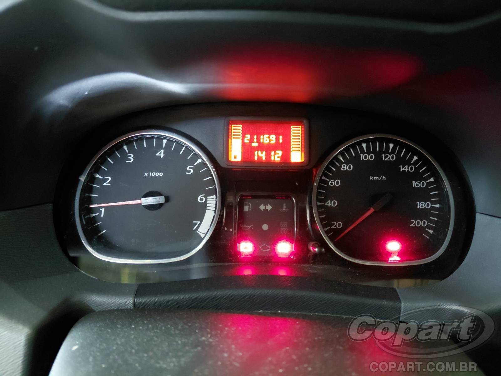 Foto 8 de 10: 2014 RENAULT DUSTER