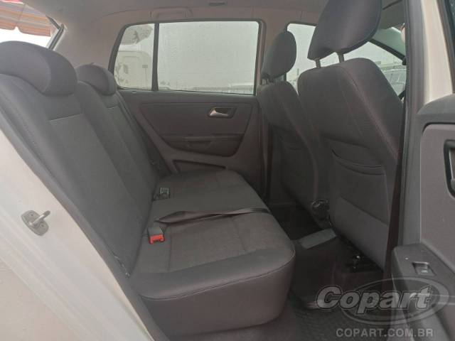 2015 VOLKSWAGEN FOX 