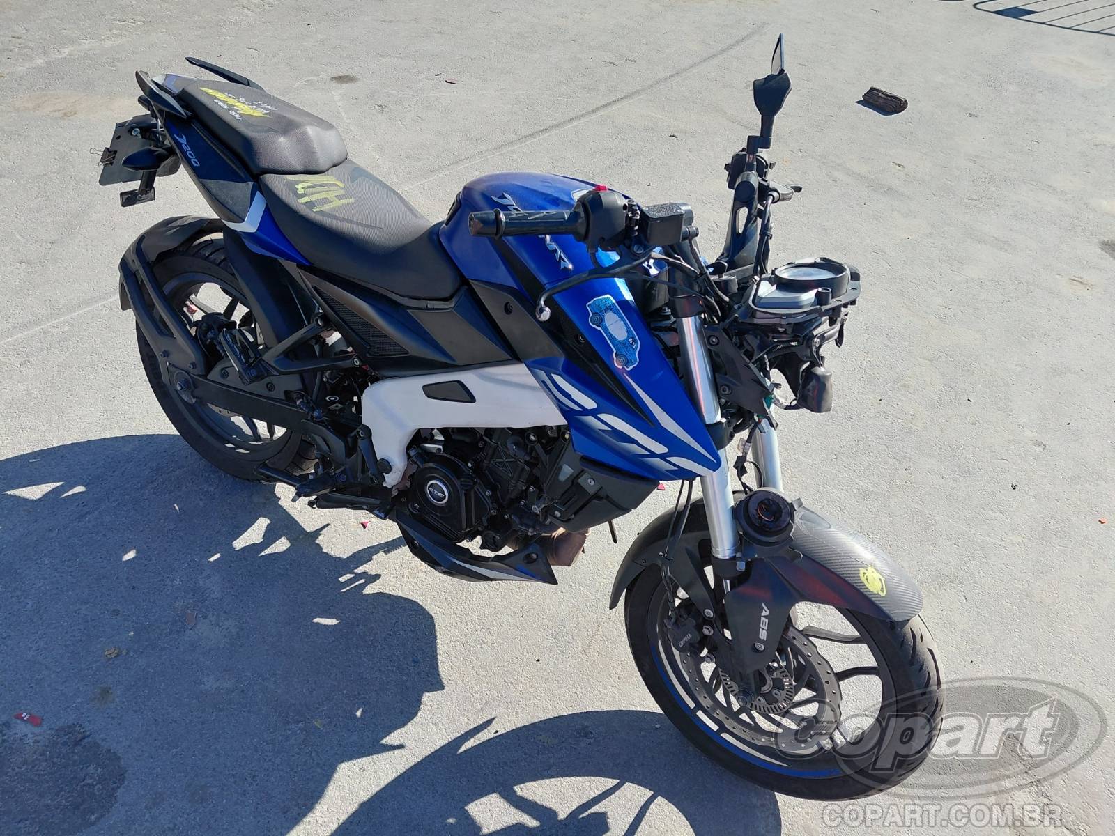 2024 BAJAJ DOMINAR