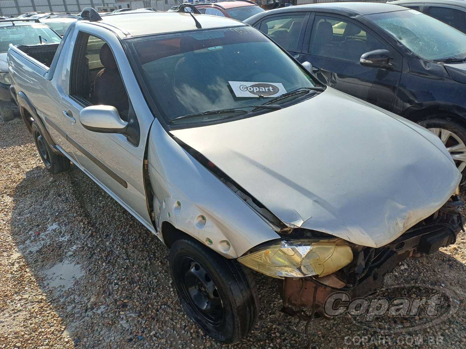 Fiat Strada Working 1.4 2016 Médio Dano Frontal