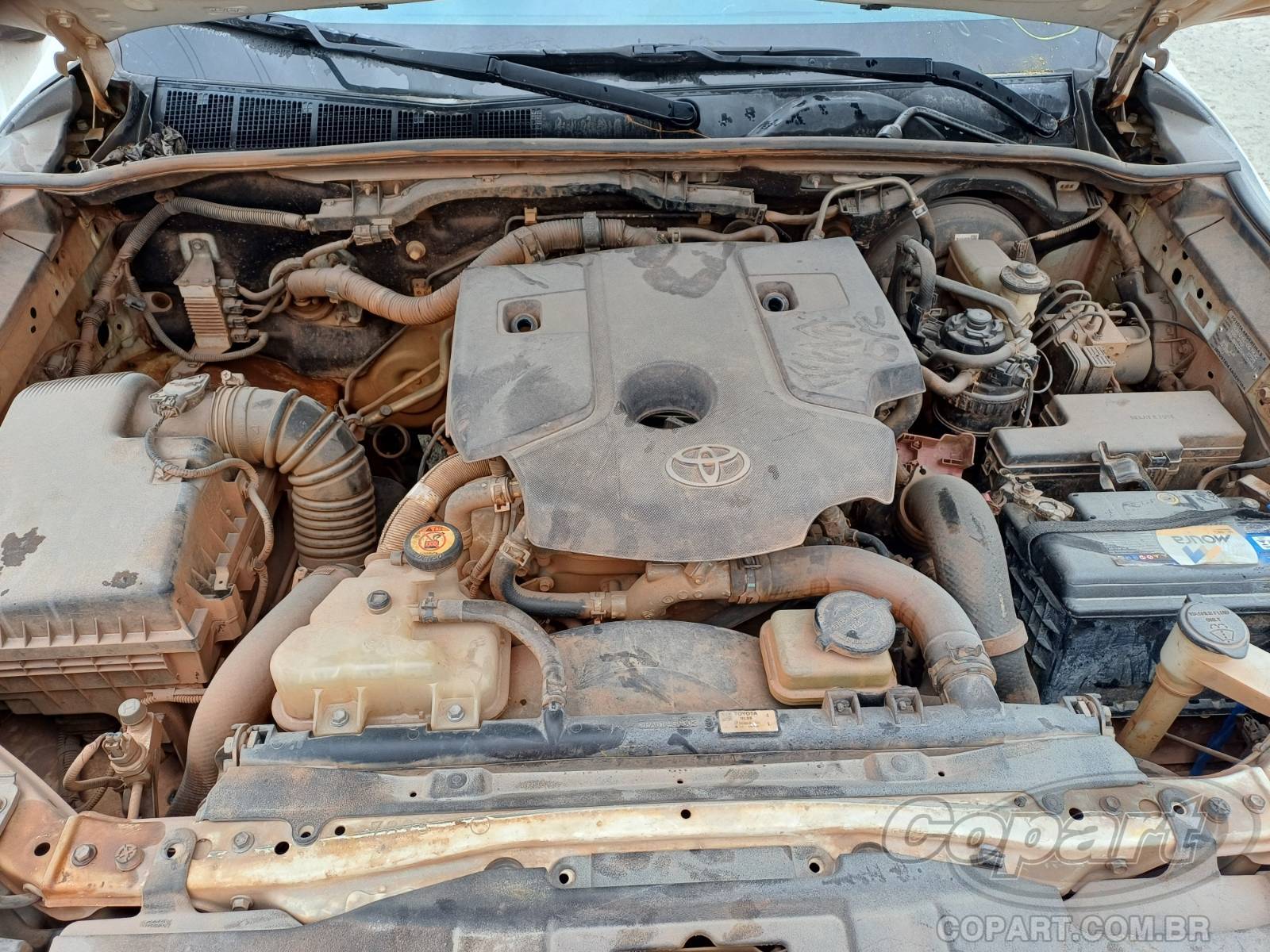 Foto 7 de 10: 2018 TOYOTA HILUX CD