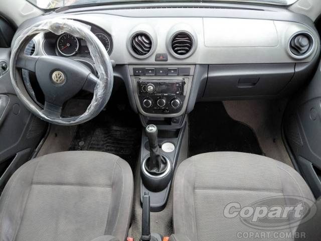 2010 VOLKSWAGEN VOYAGE 