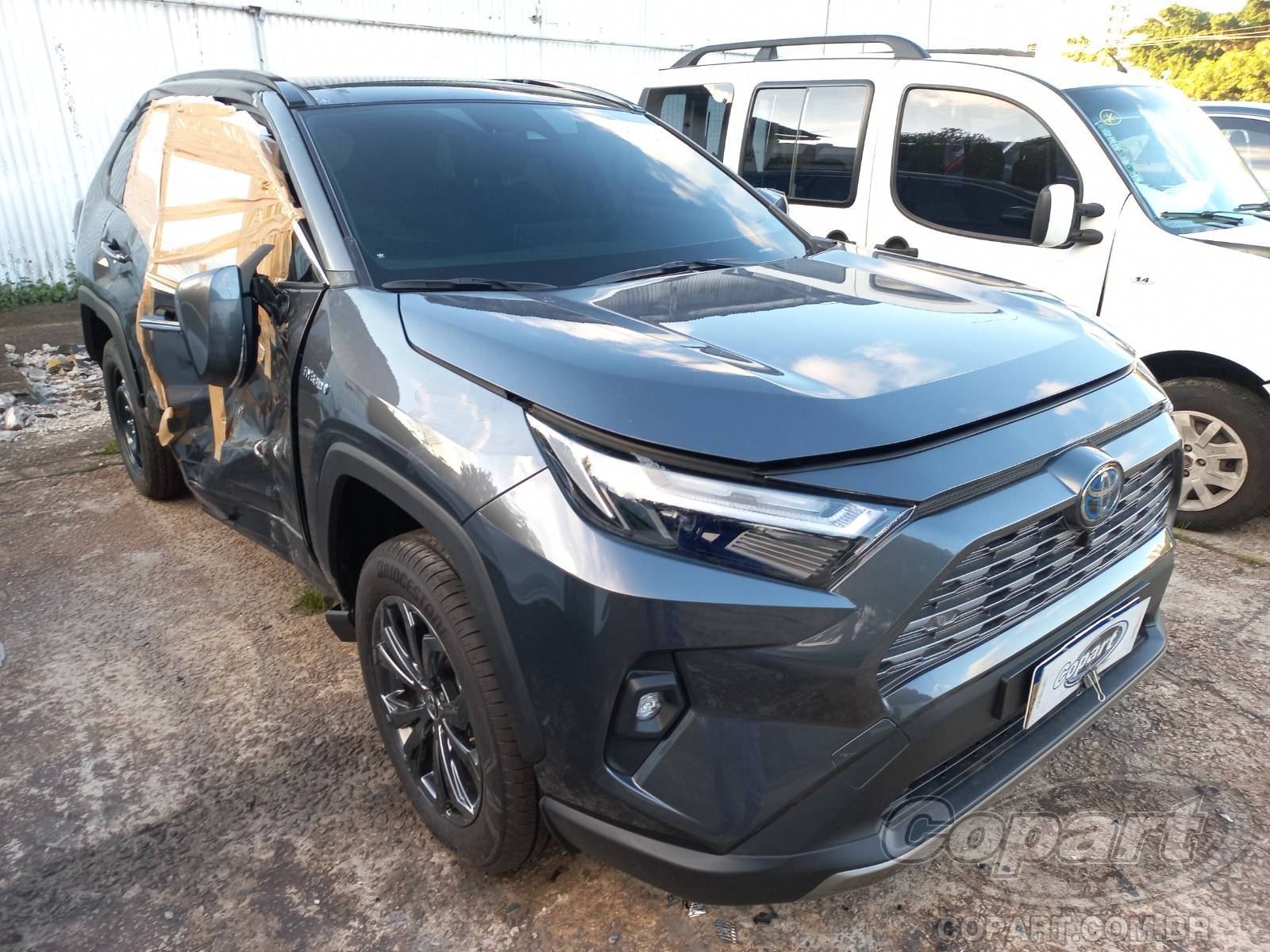 Veículo Toyota RAV4 Toyota RAV4 SX Connect Hybrid AWD 2024 Médio Monta 2024 em leilão
