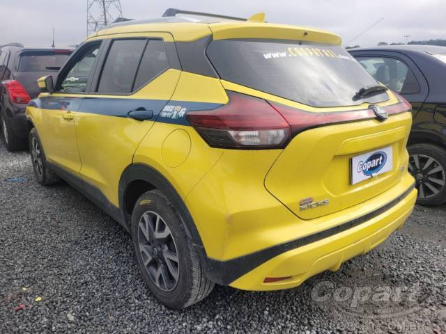 2024 NISSAN KICKS 