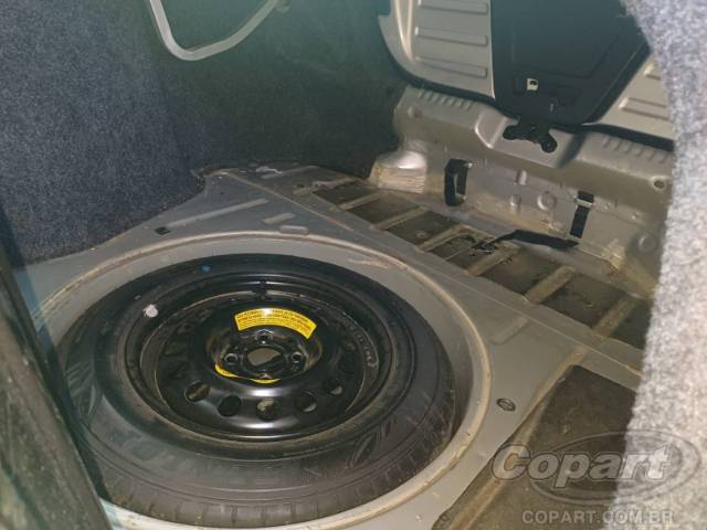 2021 VOLKSWAGEN VOYAGE 