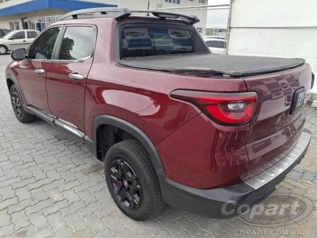 2017 FIAT TORO 