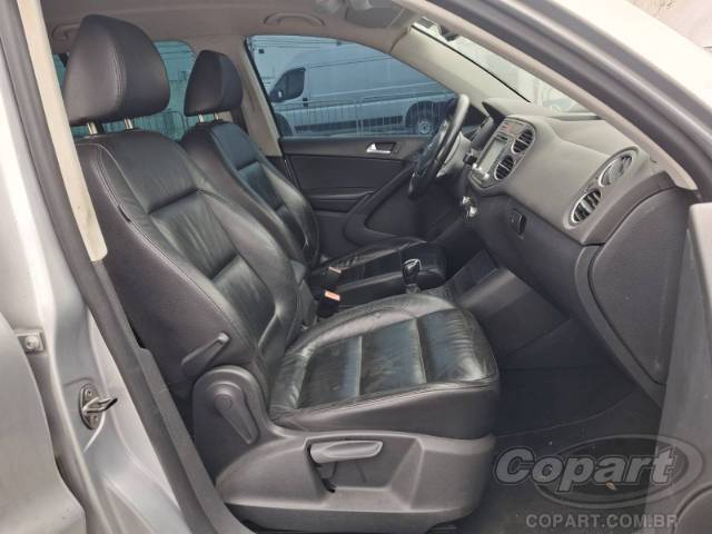 2011 VOLKSWAGEN TIGUAN 