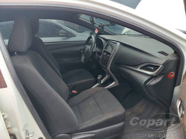 2019 TOYOTA YARIS 