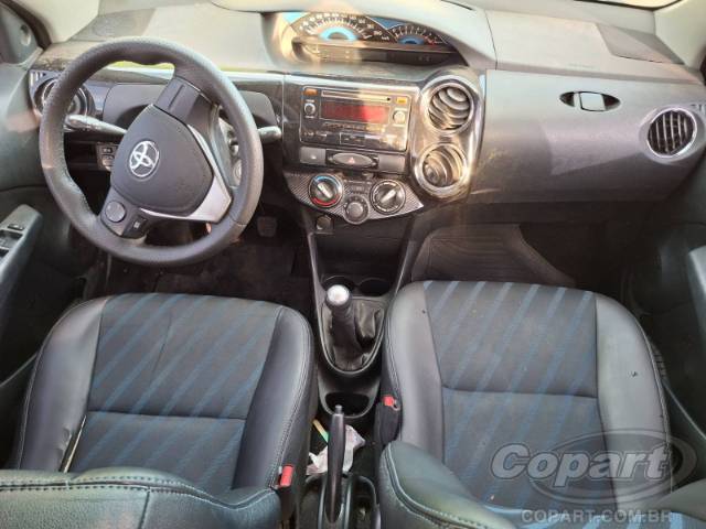 2015 TOYOTA ETIOS SEDA 