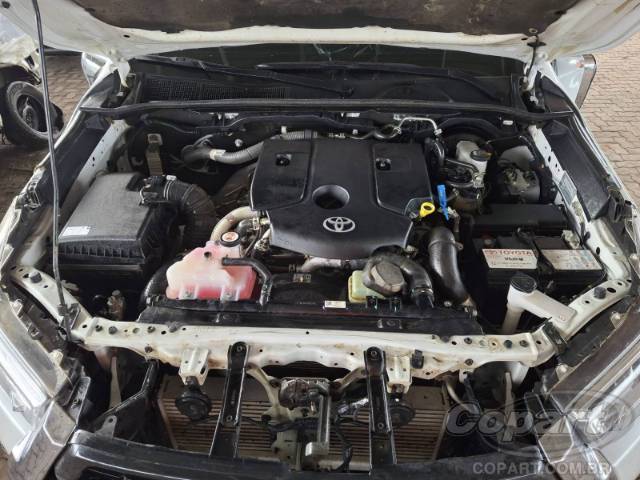 2024 TOYOTA HILUX CD 