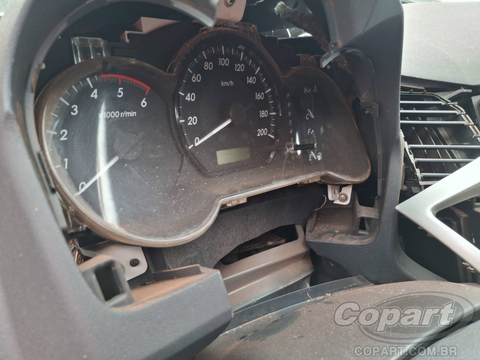 2013 TOYOTA HILUX CD — foto 8 de 15