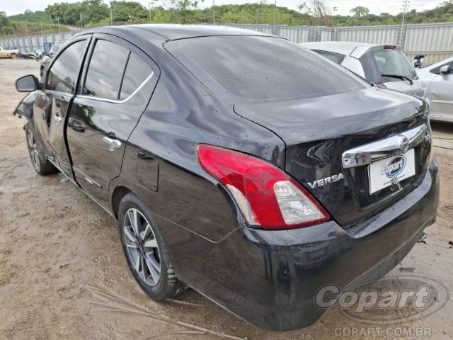 2018 NISSAN VERSA 