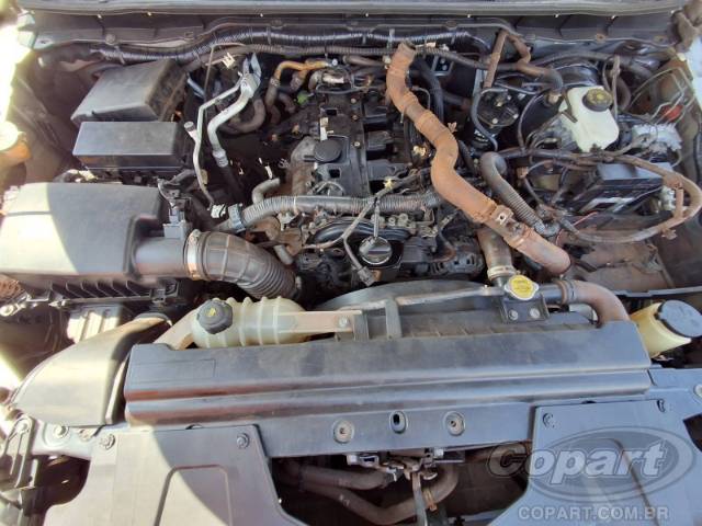 2021 NISSAN FRONTIER CD 