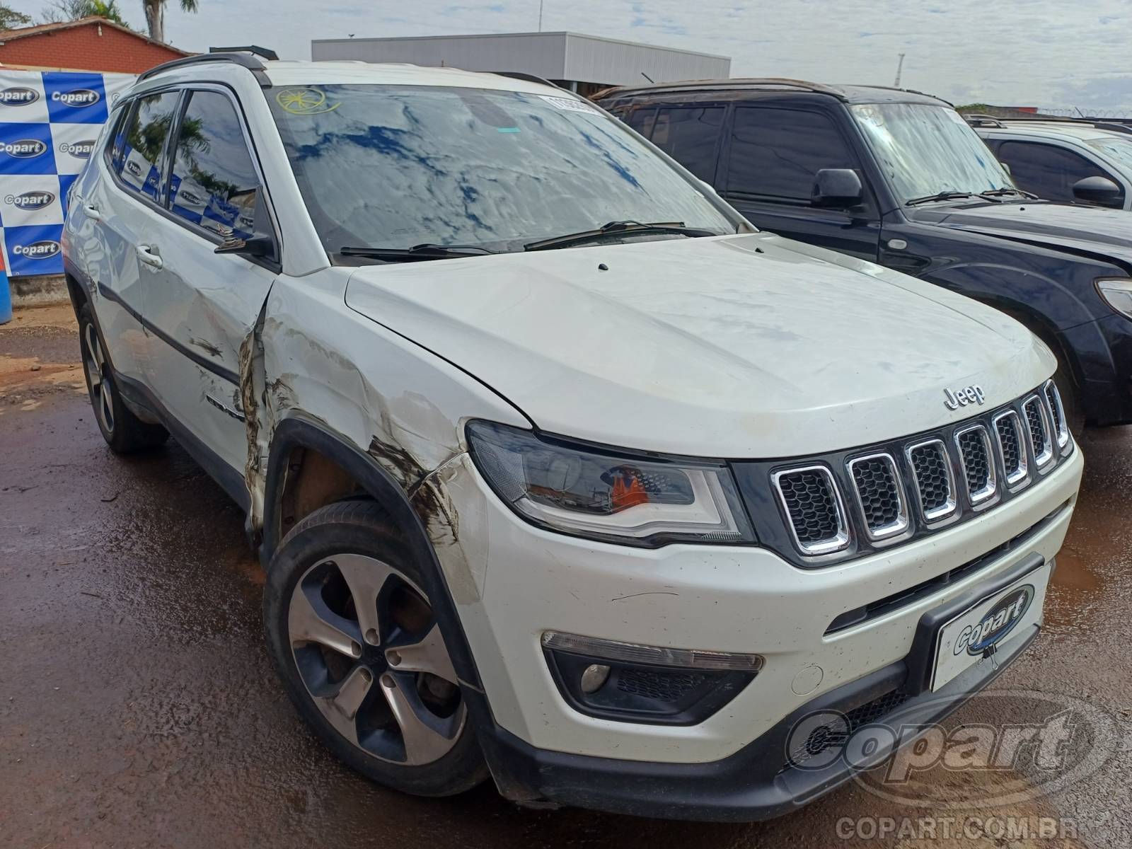 Veículo Fiat Compass Jeep Compass Longitude 2.0 16V Tigershark 2018 2018 em leilão