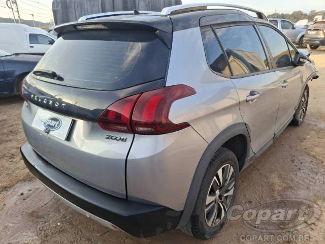 2023 PEUGEOT 2008 