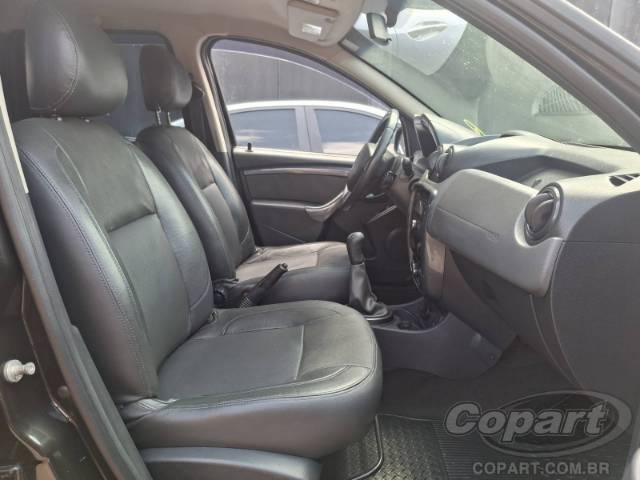 2014 RENAULT DUSTER 