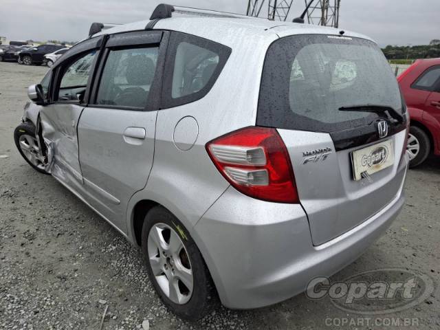 2012 HONDA FIT 