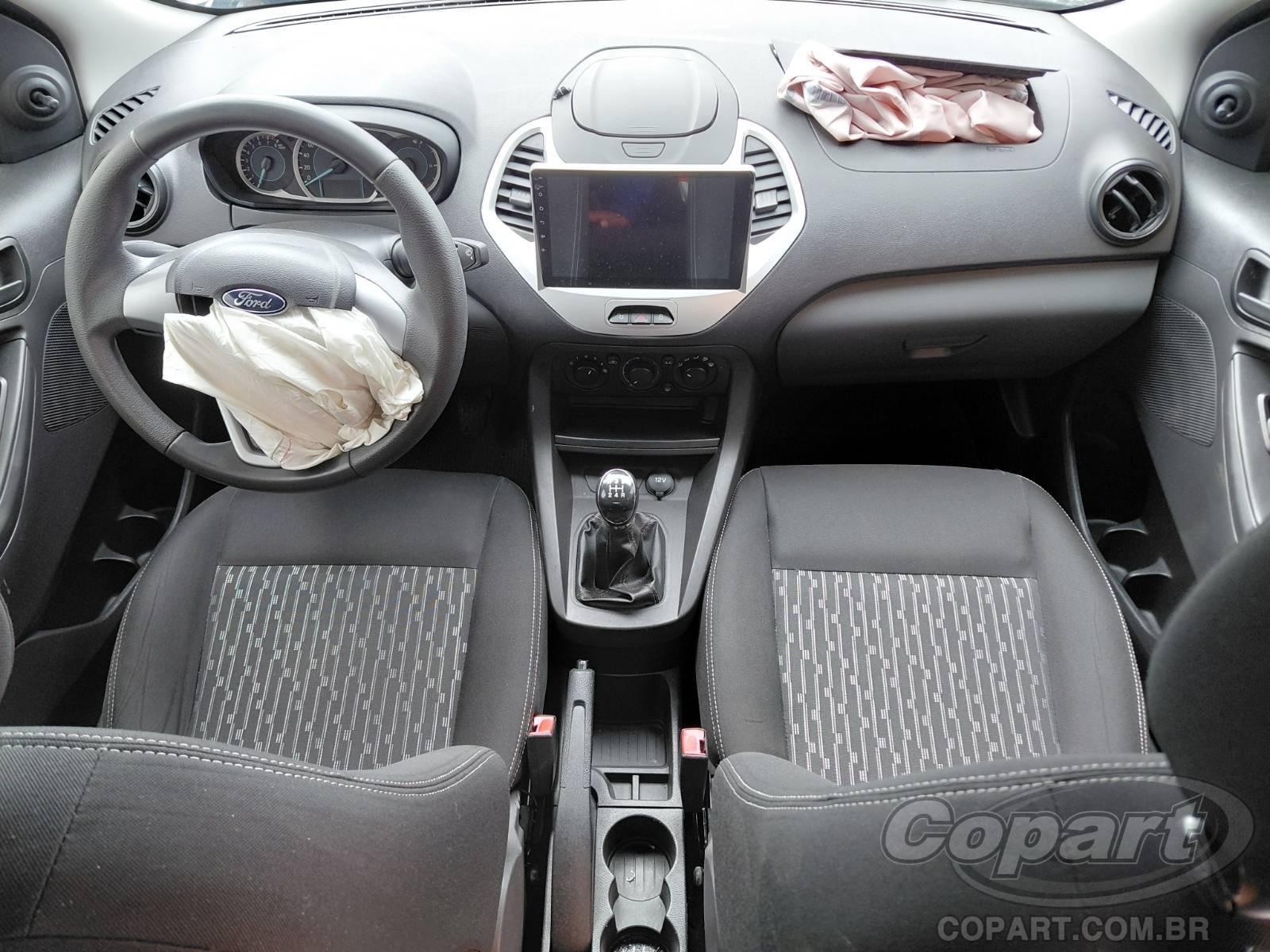 Foto 9 de 11: 2016 FORD KA