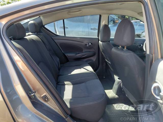 2017 NISSAN VERSA 